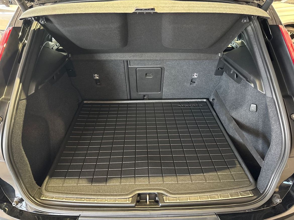 Volvo XC40 2020 - miniatyr 17