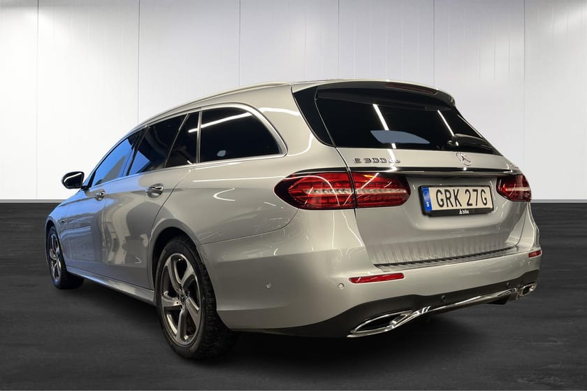 Bild 4 av Mercedes-Benz E 300 T de 4MATIC 