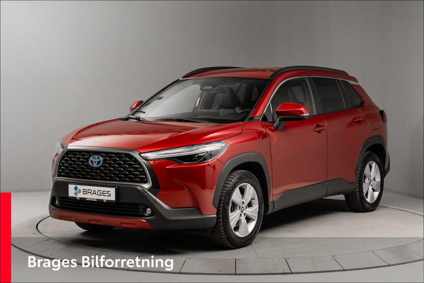 Bilde 1 av Toyota Corolla Cross Hybrid AWD-i 2,0 Executive