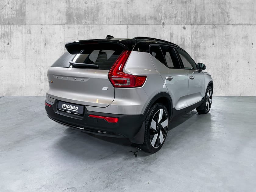 Bilde 4 av Volvo XC40 Recharge Twin motor Ultimate SEMI.EL.HF|H&K|PANO|