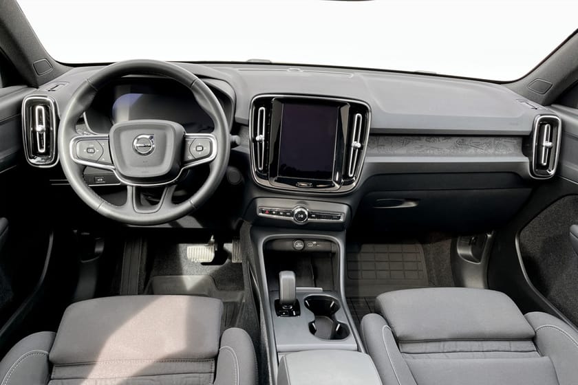 Bild 4 av Volvo EC40 Single Motor Extended Range M R Plus Black Edt