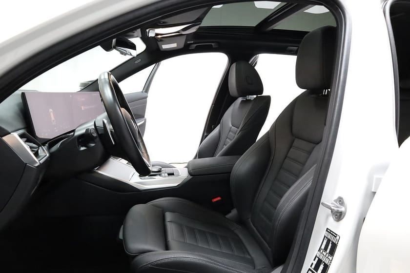 Bild 2 av BMW M340i xDrive Touring M340 M Sport Pro | Panorama | Harman Kardon