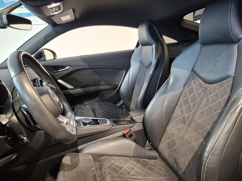 Bild 5 av Audi TT Coupé 40 TFSI S Line 197 HK S TRONIC Navi Alcantara Spor