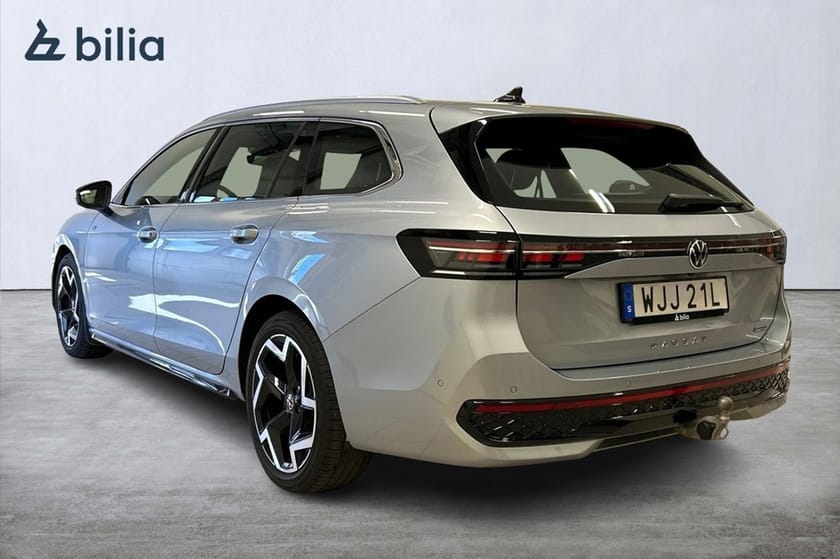Bild 2 av Volkswagen Passat Sportscombi 2.0 TDI 193hk 4M R-Line Värmare Drag IQ-Light