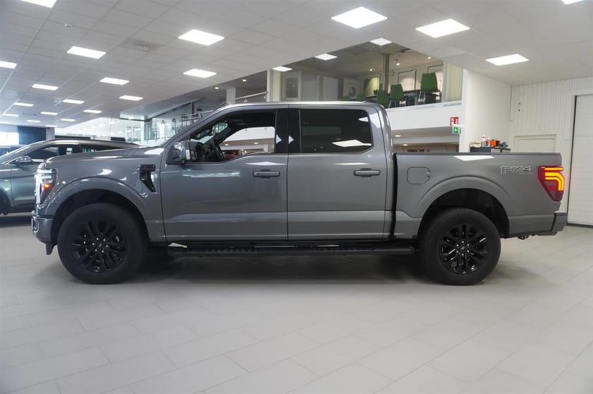 Bild 3 av Ford F-150 SuperCrew Lariat Black Edition 5.0l V8 406 hk Aut