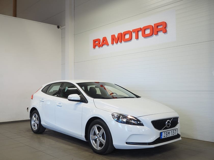 Bild 3 av Volvo V40 D2 120hk Kinetic Business II Klimatpkt P-Värmare PDC