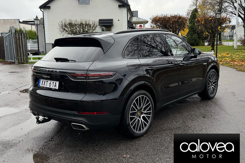 Bild 3 av Porsche Cayenne E-Hybrid S NIGHTVISION PASM 14-VÄGS PANO DRAG VHJUL