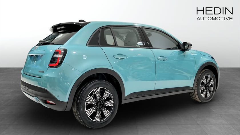 Bild 2 av Fiat 600 Hybrid *PRIVATLEASA från 2595kr* HEV ICON 1.2 110HK DCT6 FWD