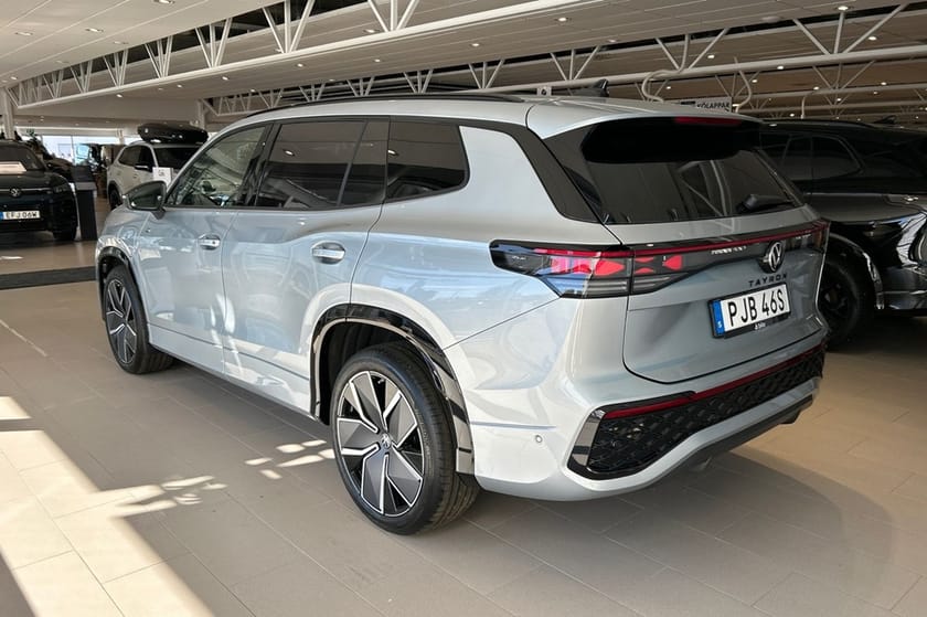 Bild 2 av Volkswagen Tayron eHybrid R-LINE 272 HK DSG6