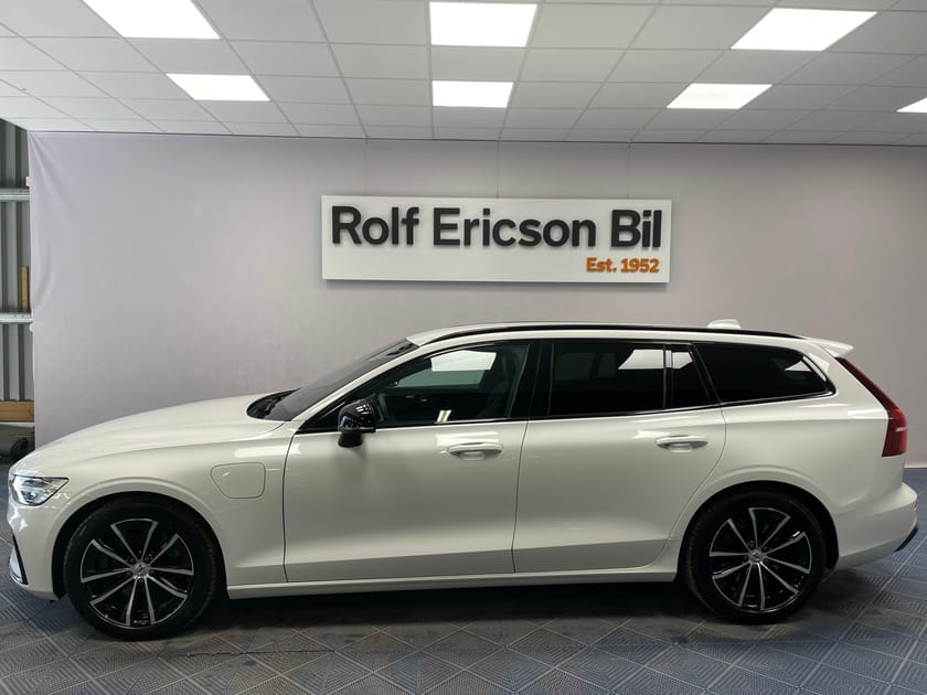 Bild 2 av Volvo V60 T6 Plus Dark Edition