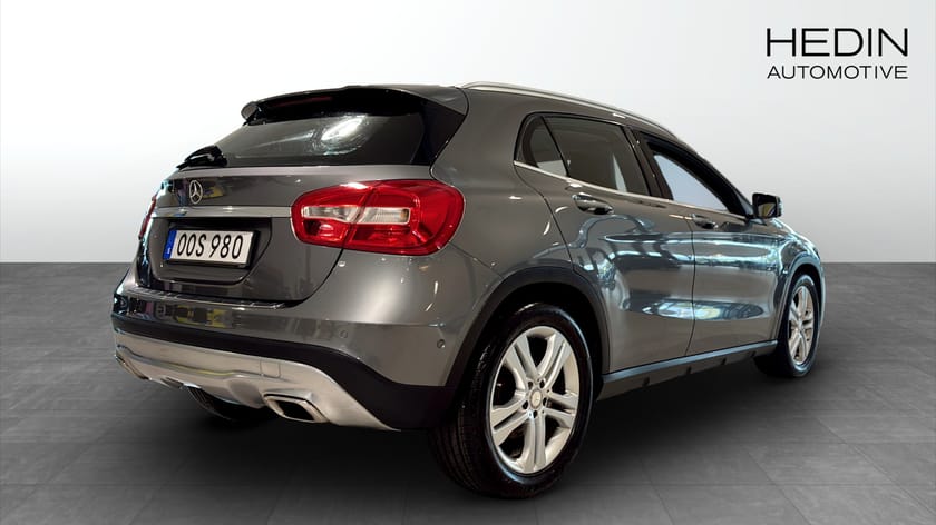 Bild 2 av Mercedes-Benz GLA 220 CDI 4MATIC 7G-DCT