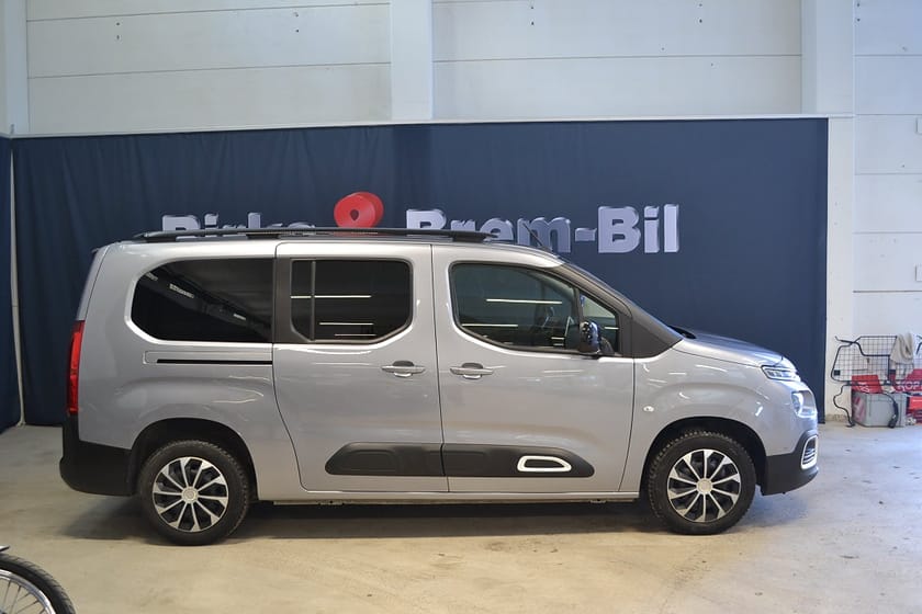 Bild 5 av Citroën Berlingo 7-Seater Long 7-sits 1.5 BlueHDi värmare 131hk SHINE AUTOMAT