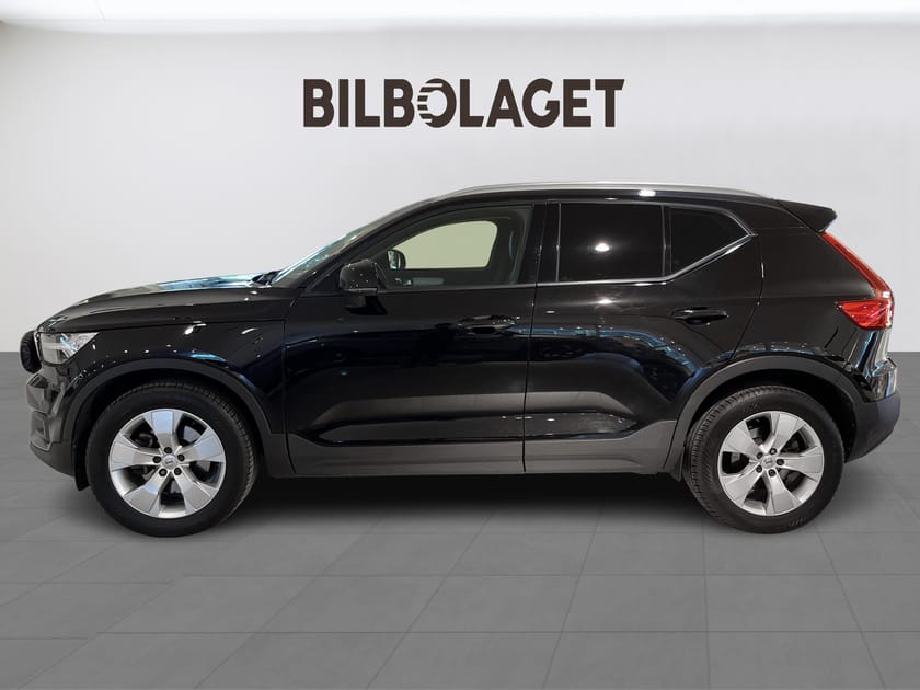 Bild 2 av Volvo XC40 D4 AWD Momentum Intro Edition (DRAG/KAMERA/NAV)