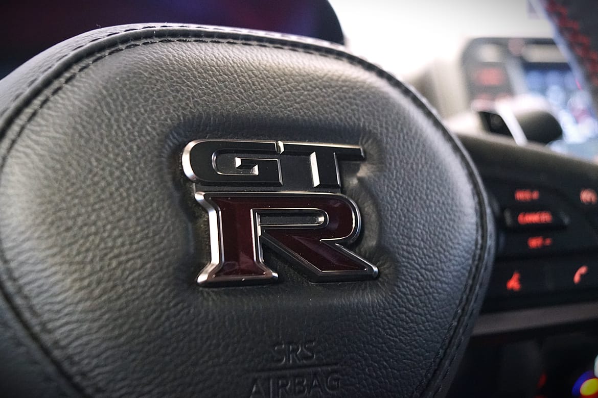 Nissan GT-R 3.8 V6 4x4 DCT, 570hp, 2018
