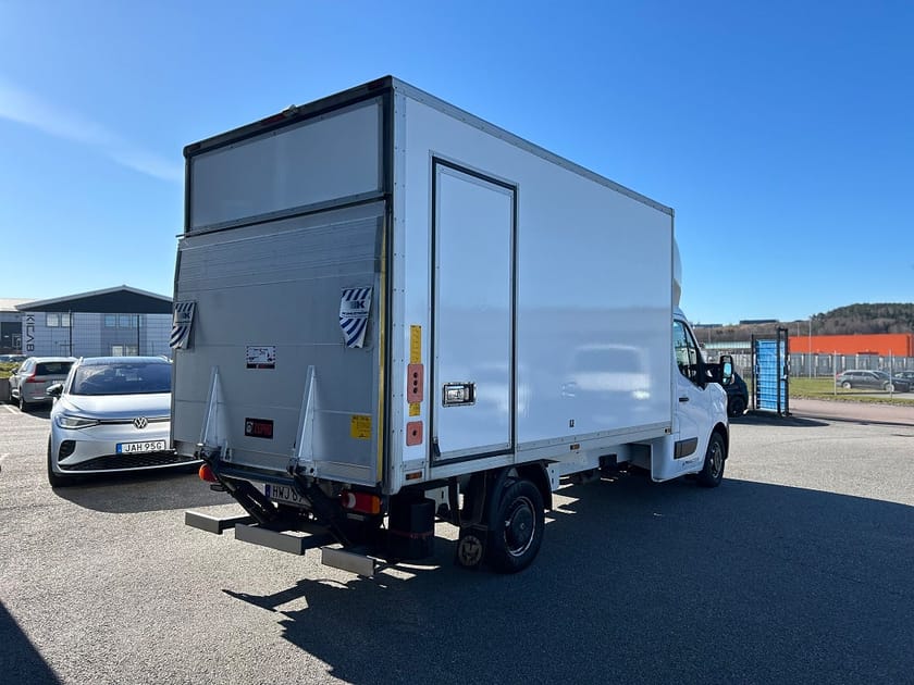 Bild 2 av Renault Master Chassi Cab 3.5 T 2.3 dCi / Bakgavel / B-kamera
