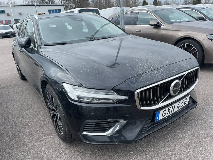 Bild 2 av Volvo V60 T6 Recharge Core Bright plug in AWD 350HK 4x4