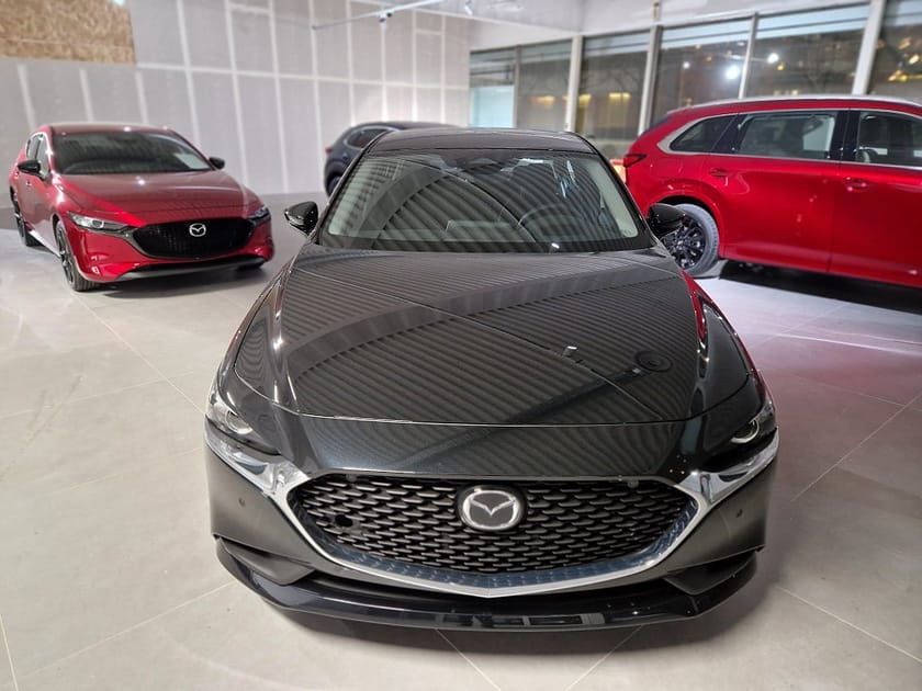 Bild 4 av Mazda 3 Sedan 2.5 e-SKYACTIV 140hk Aut Hybrid Centre OMG Lev