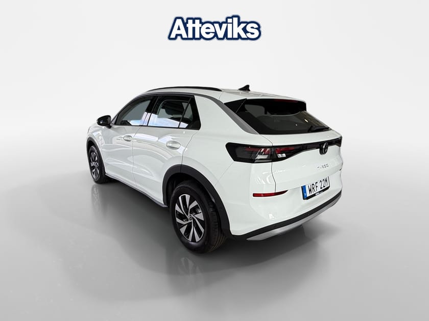 Bild 5 av Volkswagen T-Roc 1.5 eTSI 150 HK *Backkamera/App-Connect*