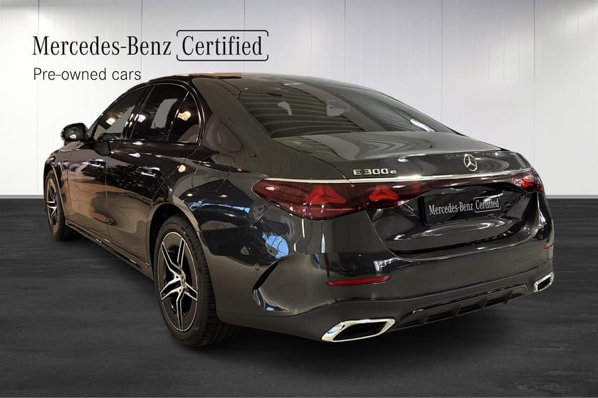 Bild 4 av Mercedes-Benz E 300 e 300e SEDAN AMG | 360 | Burmester 4D | Drag | Night