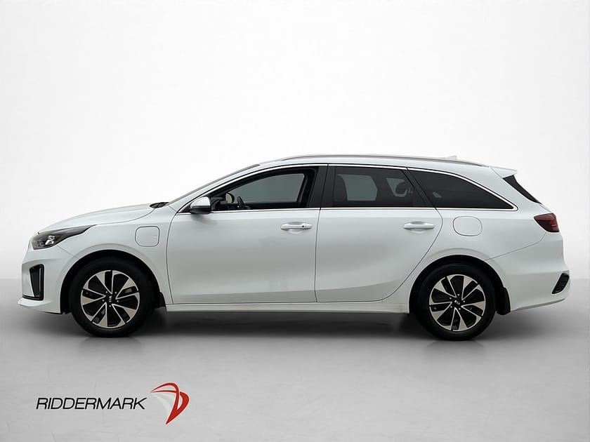 Bild 4 av Kia Ceed Sportswagon Plug-in Hybrid Värmare Navi Döda-vinkel varnare