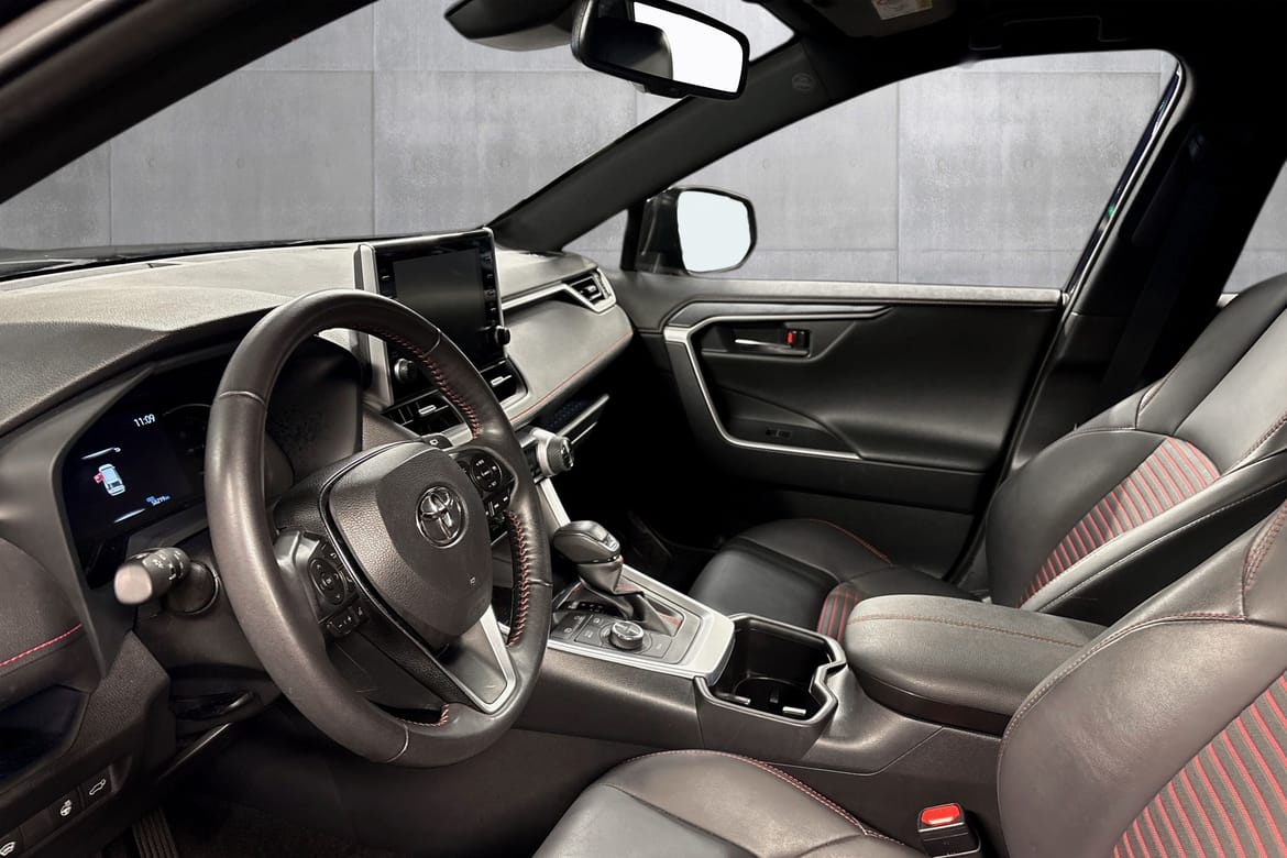 Toyota RAV4 Plug-in Hybrid E-CVT, 306hk, 2022