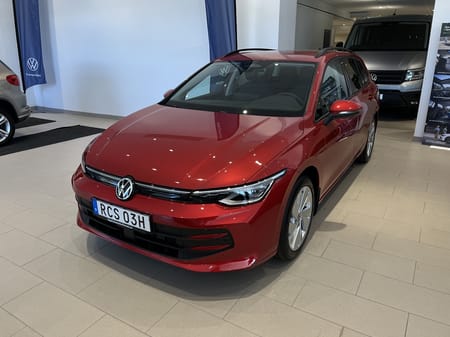Volkswagen Golf Sportscombi LIFE 1,5 ETSI 150 Drag & Värmare