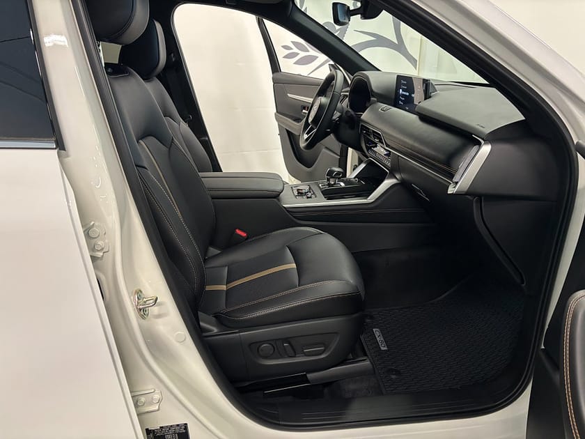 Bild 5 av Mazda CX-80 PHEV 327hk Homura Plus, Glastak, 7-sits, BOSE