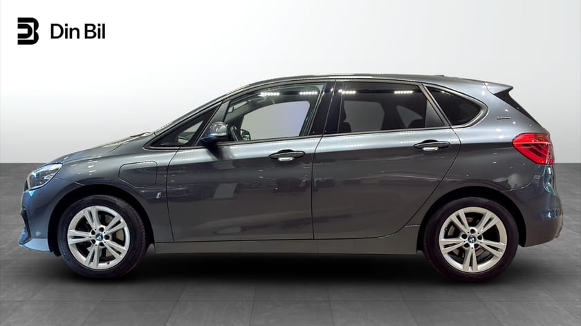 Bild 2 av BMW 225xe Active Tourer Steptronic 224hk