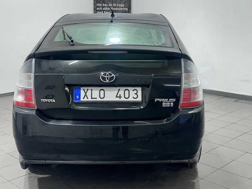 Bild 5 av Toyota Prius 1.5 VVT-i + 3CM CVT Euro 4