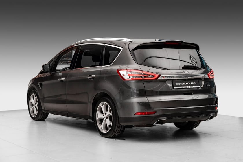 Bilde 5 av Ford S-MAX 2,0 AWD TDCi 140hk/Krok/Ryggekamera/7-seter