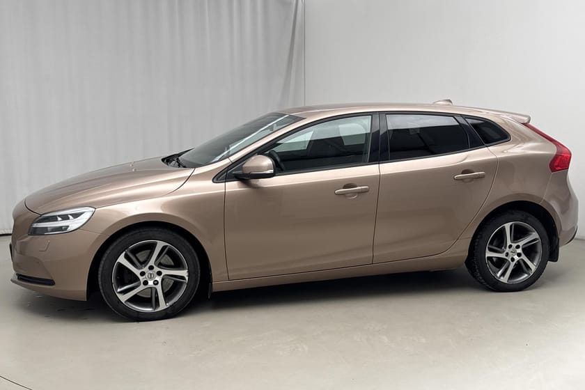 Bild 2 av Volvo V40 T2 (122hk) Business Advanced  Värmare Nyservad
