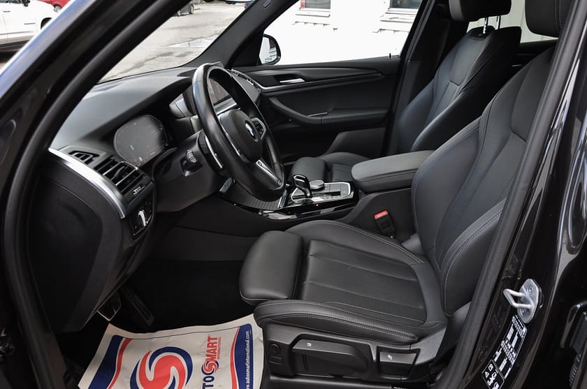Bild 5 av BMW X3 xDrive20d M Sport Nav Drag  Värmare Shadow Line Moms