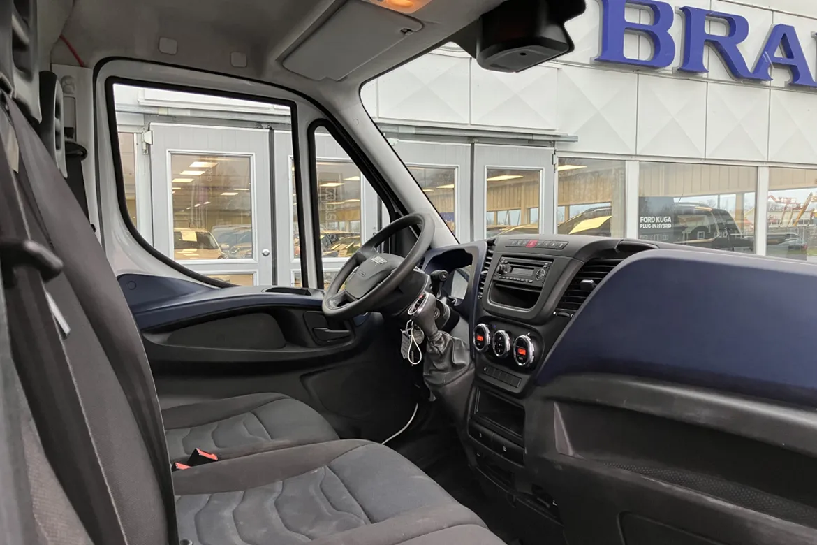 Iveco Daily 35-120 Van