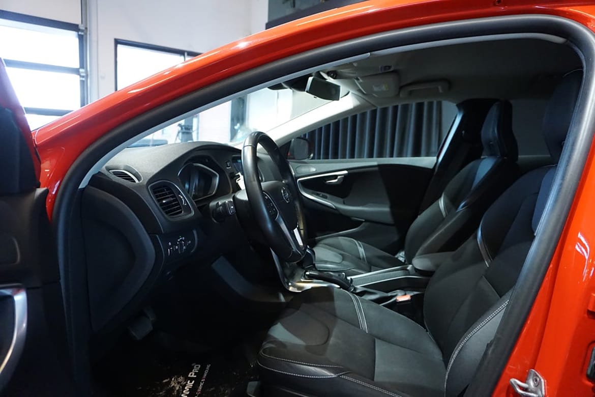 Volvo V40 2016 - miniatyr 13