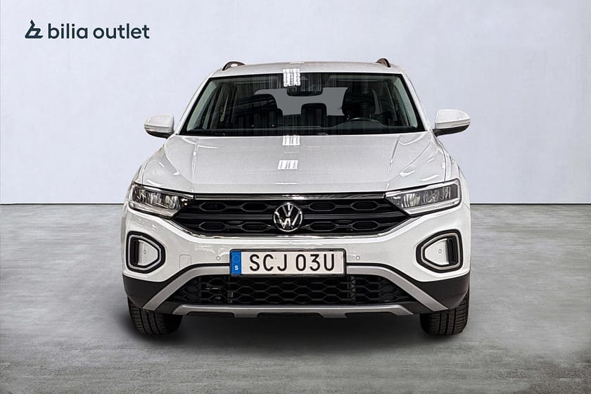 Bild 3 av Volkswagen T-Roc 1.5 TSI DSG 150hk Cockpit Carplay Backkamera MOMS