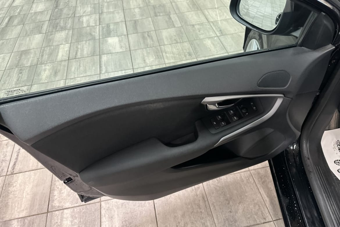 Volvo V40 2018 - miniatyr 7