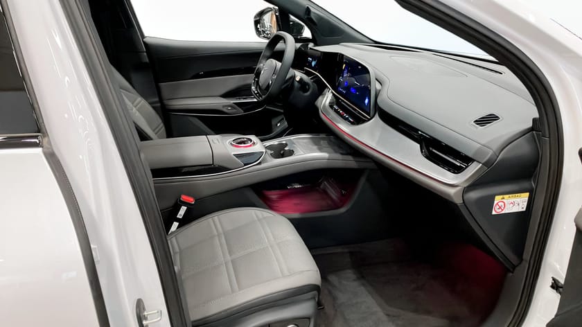 Bild 3 av Hongqi EHS7 LONG RANGE 111KWH 2WD