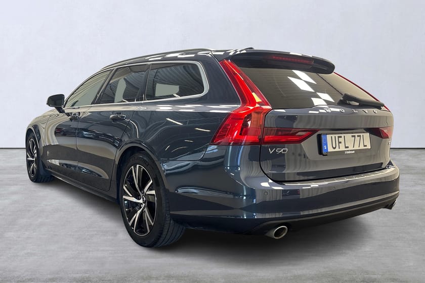 Bild 4 av Volvo V90 T4 Momentum Pro Edition