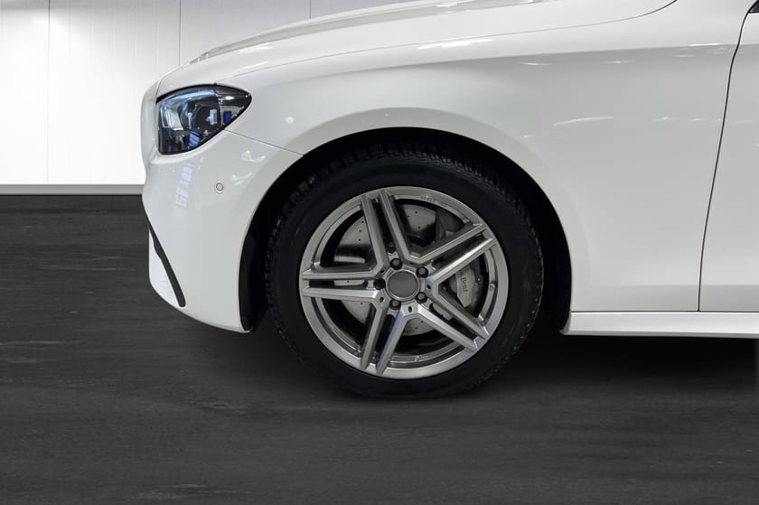 Bild 5 av Mercedes-Benz E 450 T 4MATIC DRAG PANO VÄRMARE