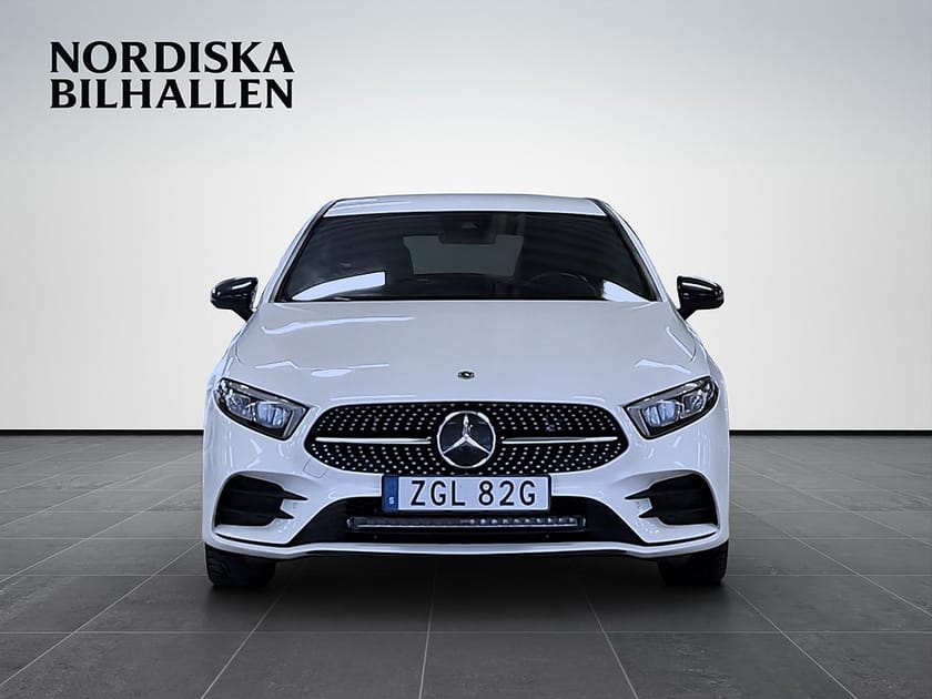 Bild 2 av Mercedes-Benz A 250 e 8G-DCT AMG Line Apple Car GPS Backkamera