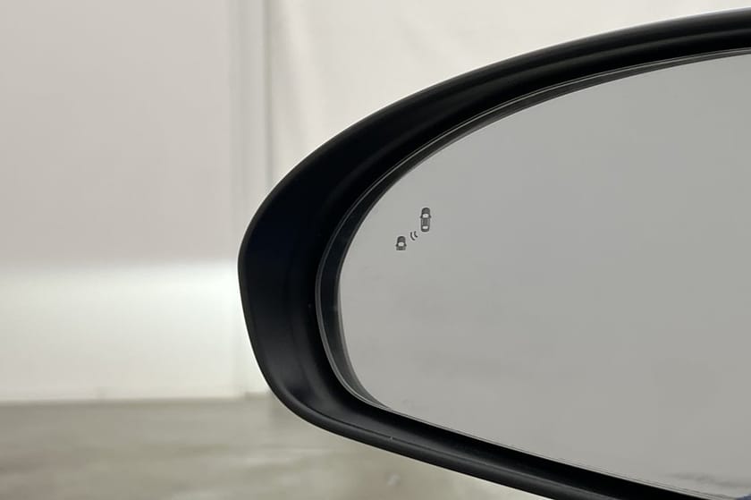 Bild 3 av Hyundai Ioniq Plug-in Hybrid Premium Plus Skinn Kamera Navi