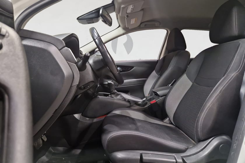 Bild 3 av Nissan Qashqai 1.3 DIG-T 160 HK AUT DRAG BACKKAMERA CARPLAY 6900MIL