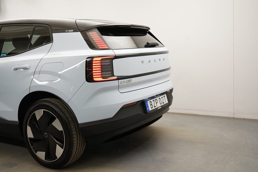 Bild 3 av Volvo EX30 Single Motor Extended Range Plus, HarmanKardon PremiumSound, Navigation