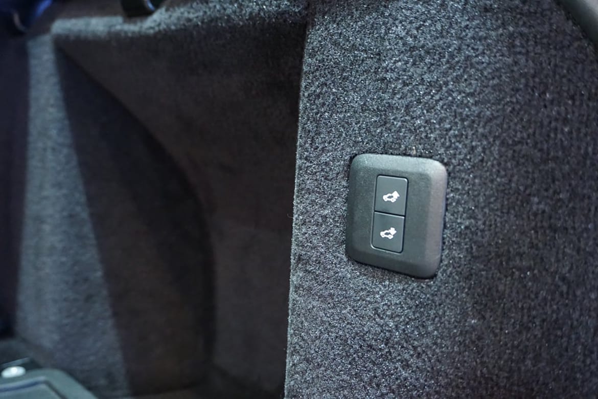 Land Rover Range Rover Sport 2020 - miniatyr 10