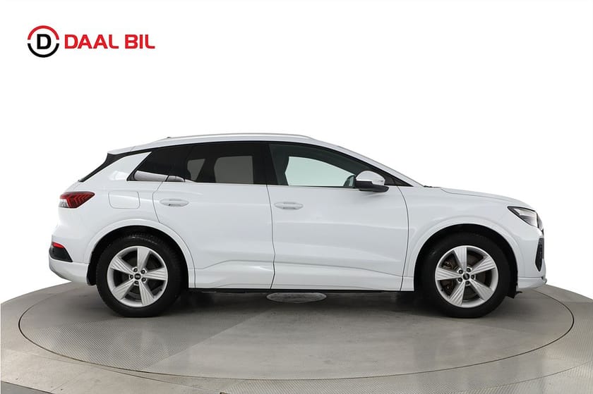Bild 5 av Audi Q4 50 e-tron quattro 82 kWh 299HK PROLINE P-VÄRM DRAG B-KAM 3-ZON
