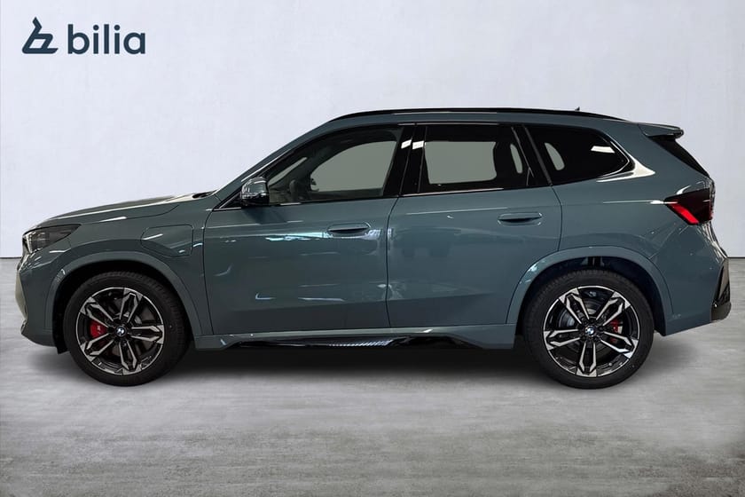 Bild 3 av BMW X1 xDrive25e xDrive 25e M-Sport Pro |DEMO| Panorama | H&K | El-stol