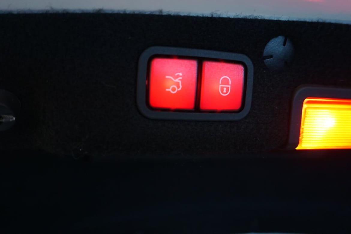 Mercedes-Benz C-Klass 2015 - miniatyr 21