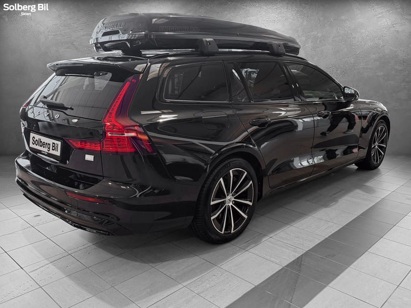 Bilde 4 av Volvo V60 T8 PLUS DARK/ HENGER.F/ H&K/ 360.K/ SKIGUARD 830