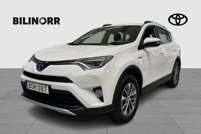 Bild 1 av Toyota RAV4 Hybrid 2,5 HSD AWD ACTIVE, Vhjul, Mvärme, Drag