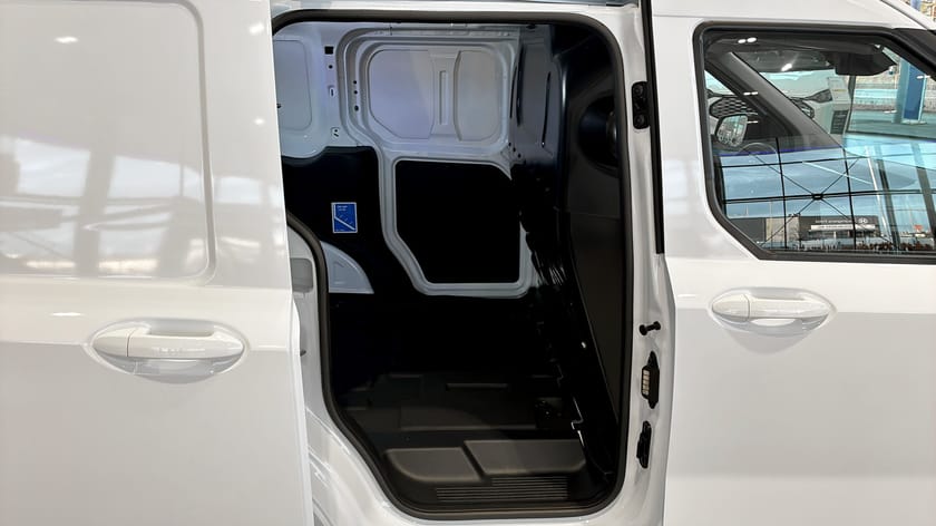 Bild 5 av Ford E-Transit Courier LIMITED | 136HK | FWD | DEMO